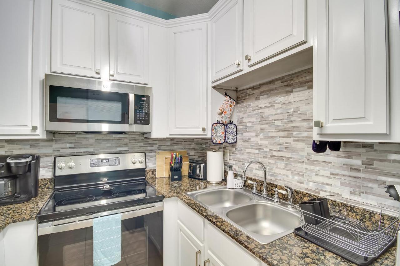 Gulfport Retreat With Pool Access 4 Mi To Aquarium Βίλα Εξωτερικό φωτογραφία
